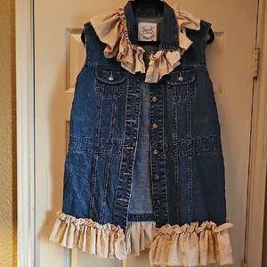 Vintage-Inspired Denim Vest with Cream Ruffle Trim